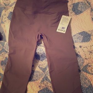 NWT Lululemon Ebb to Street Tight sz 10
